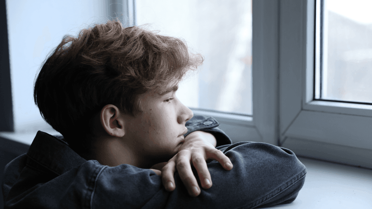 Adolescentes com sinais de depressão apresentam alterações no sistema endocanabinoide, indica estudo