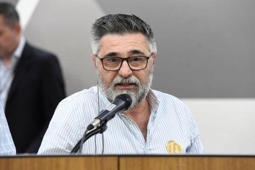 "A questão não é apenas criar um projeto de lei, mas saber quais produtos de cannabis utilizar" diz Augusto Vitale Marino