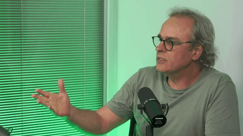 Imagem da noticia: “O Brasil construiu um modelo mais humanizado”, diz Beto Brant sobre cannabis medicinal