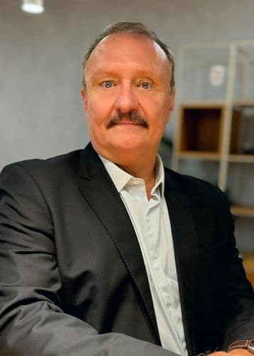  Biografia do Autor Wellington Briques