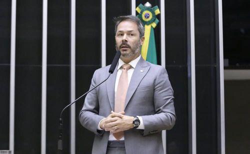 Imagem da noticia: “Cabe ao poder público regulamentar e garantir o acesso”, afirma o deputado Saulo Pedroso sobre cannabis medicinal