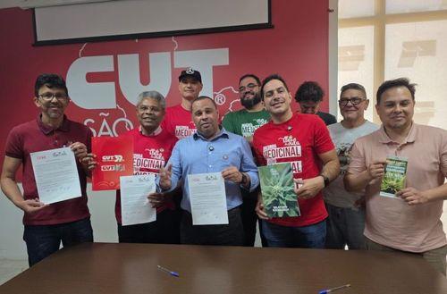 SEX 13H - CUT-SP firma convênio com associação para ampliar acesso a tratamentos com cannabis medicinal