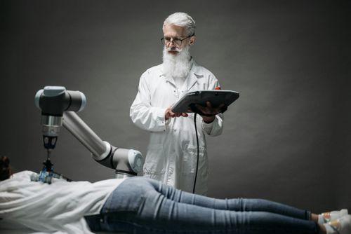 Entenda como Inteligência Artificial pode e deve ser uma aliada do médico 
