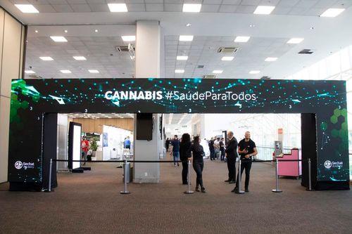 "Maior evento científico-profissional do país”, afirma farmacêutica da Ephiciencia sobre a Medical Cannabis Fair 