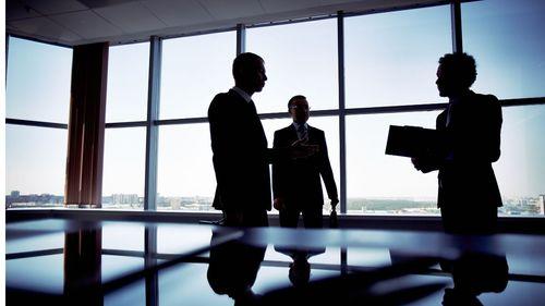 QUI 8H - UC Asset anuncia oferta pública de ações preferenciais com dividendos de 8% ao ano