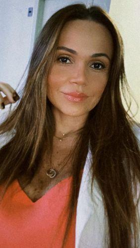 Imagem do colunista Rafaela da Rosa 