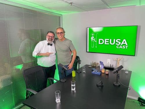Imagem da noticia: Beto Brant e Pedro Pierro debatem cannabis, ciência e cinema no Deusa Cast
