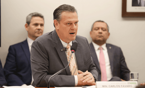 Ministro Carlos Fávaro está disposto a regulamentar o plantio de cannabis