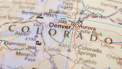 Colorado considera novo aumento de impostos sobre cannabis para financiar saúde mental