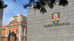 Assembleia Legislativa do RS debate cannabis medicinal e homenageia trabalho das associações