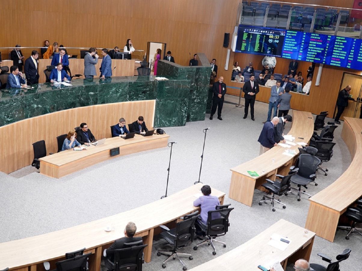 Alego sedia debate sobre a cannabis 