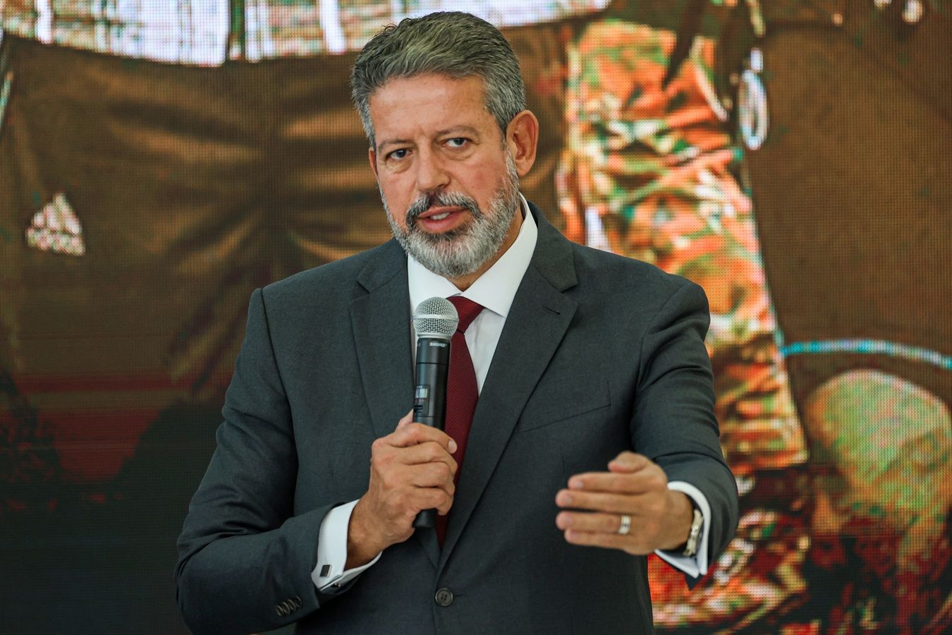 Arthur Lira, MP das blusinhas, Taxação Medicamentos, cannabis