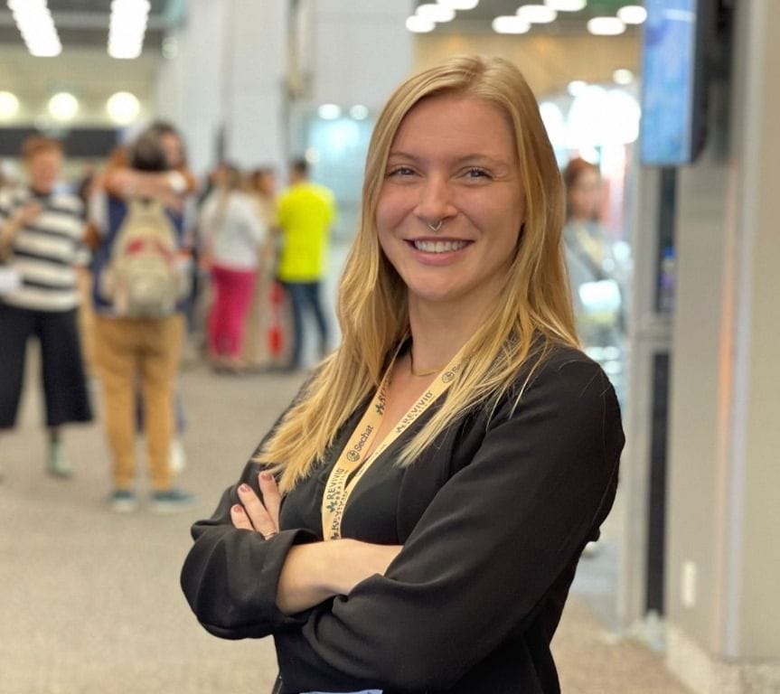 Carollina Mariga, médica veterinária especialista em cannabis, palestrante do Vet Cannabis 2026