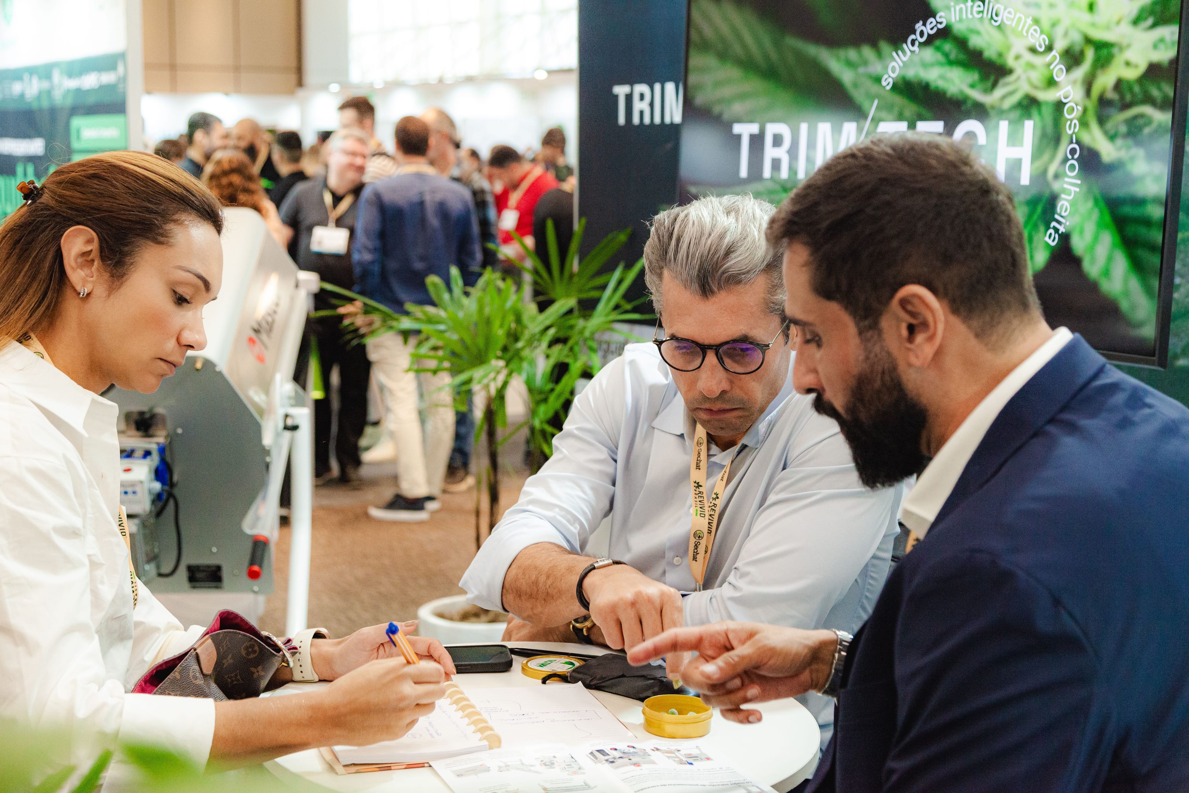 Público na Cannabis Fair 2025, evento que retorna em 2026 com recorde de inscritos