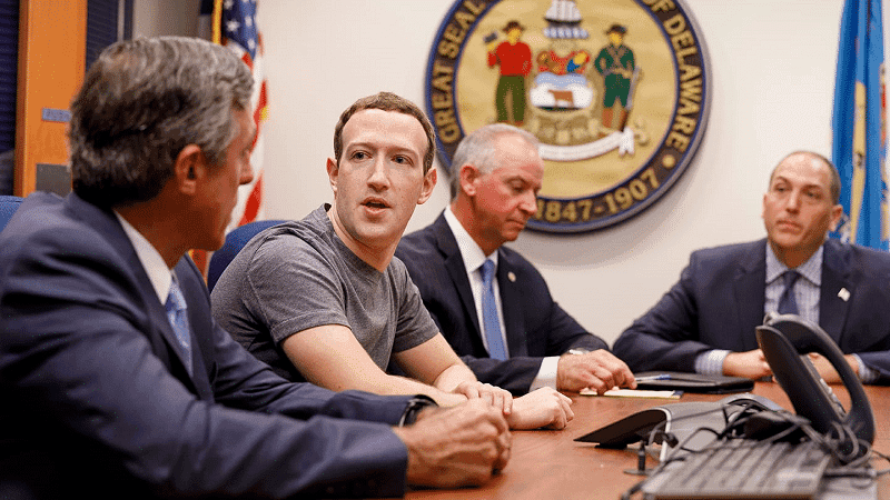 Mark Zuckerberg no banco dos réus