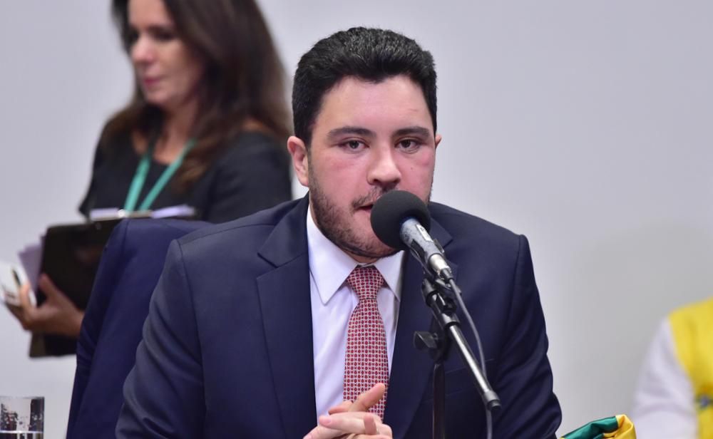 Após idas e vindas, projeto sobre canabidiol para autismo volta à pauta no Congresso