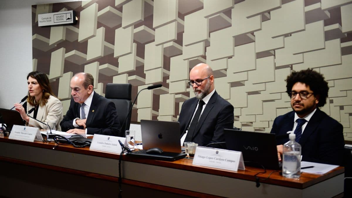 Novos diretores da Anvisa avançam para sabatina no Senado
