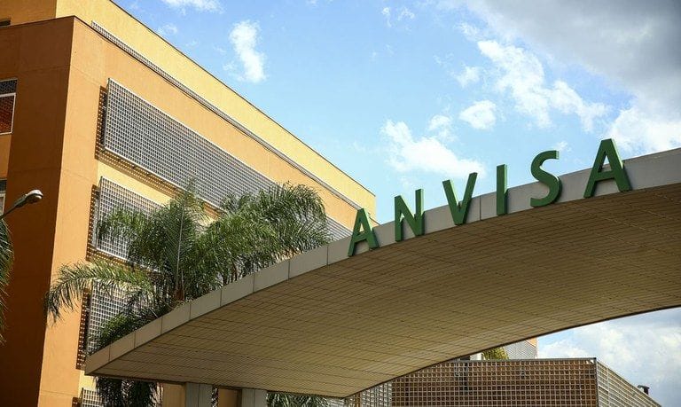 Anvisa aprova mais 3 produtos de cannabis para comercialização no Brasil