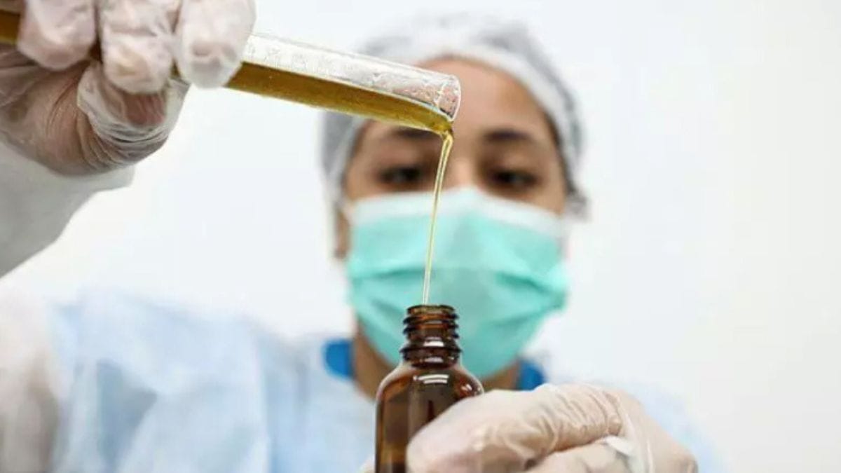 Frasco de óleo de cannabis medicinal simboliza acesso ao tratamento de saúde | Foto: Assessoria Instituto Adesaf