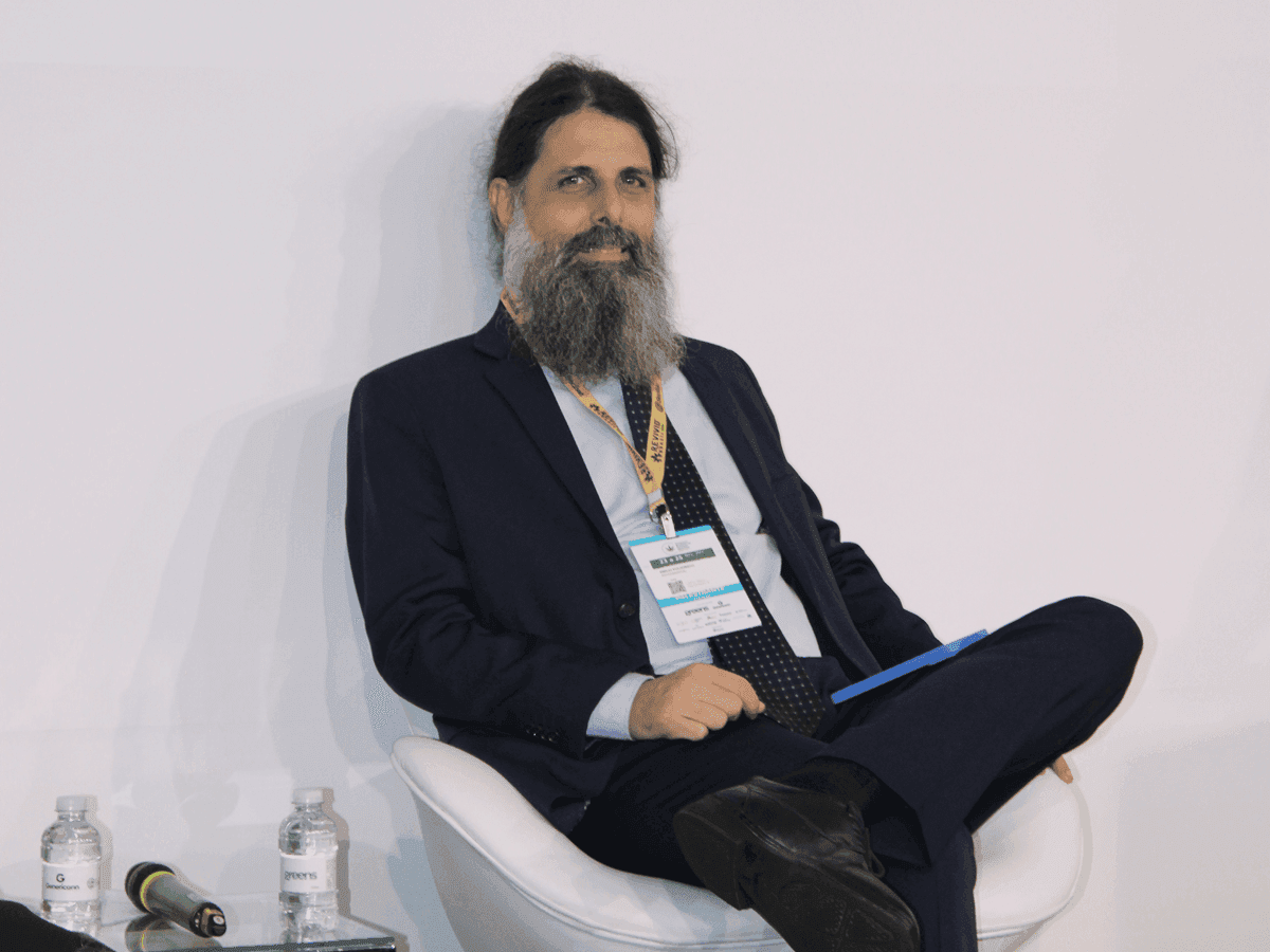 Sandbox da Anvisa reconhece associações de cannabis, avalia advogado Emílio Figueiredo