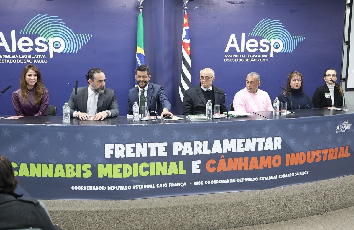 Frente Parlamentar é relançada para defender o uso medicinal e industrial da cannabis em São Paulo
