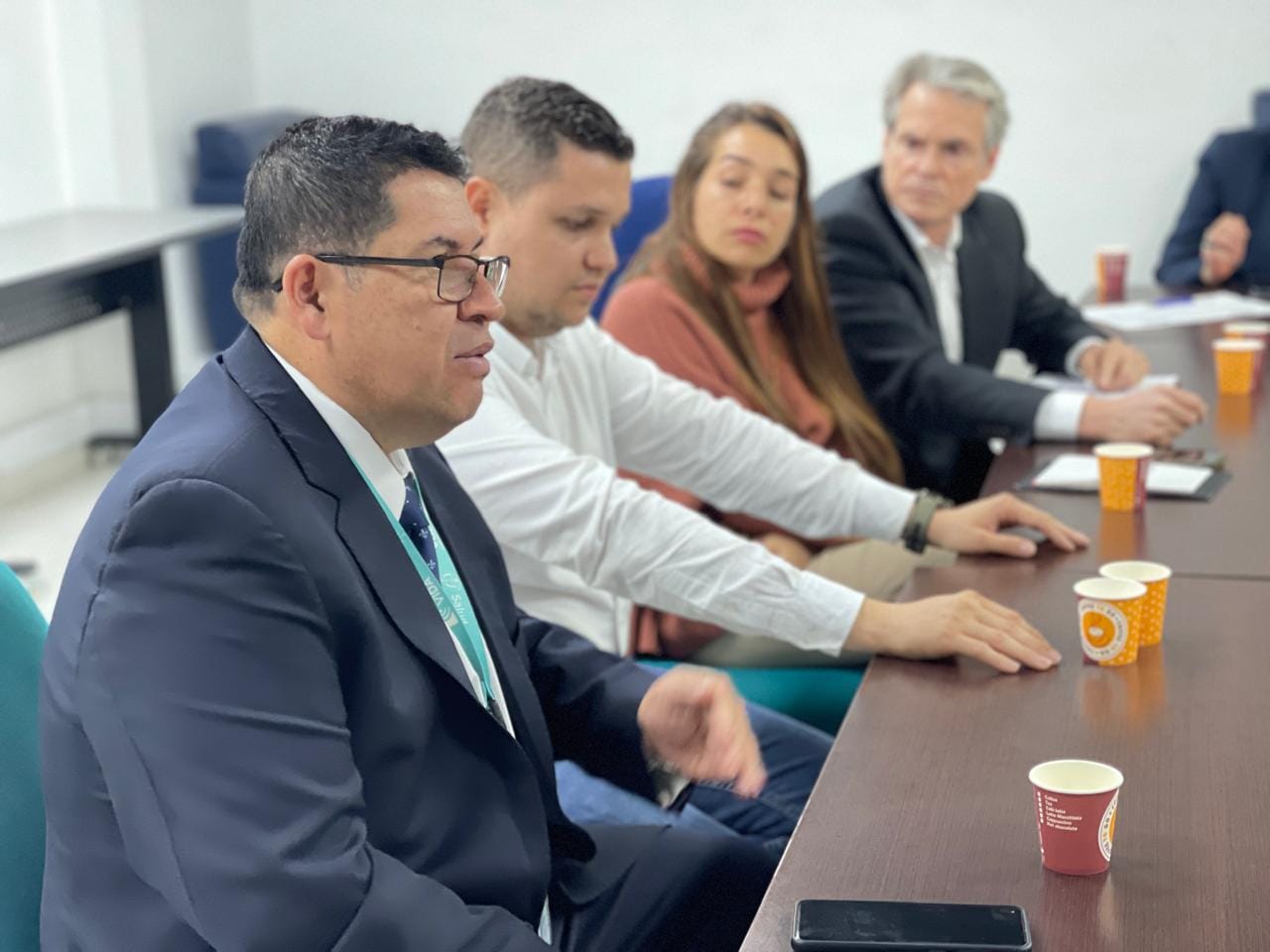 O Fundo Nacional de Estupefacientes (FNE) abriu espaço para ouvir empresários do setor e discutir melhorias no processo de exportação de produtos de Cannabis para o Brasil. ???? Crédito: Sechat