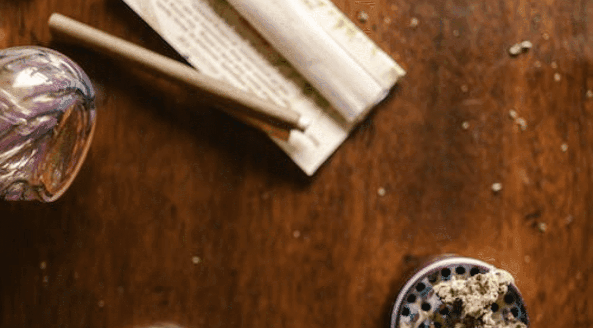 Justiça garante canabidiol para criança autista em SC