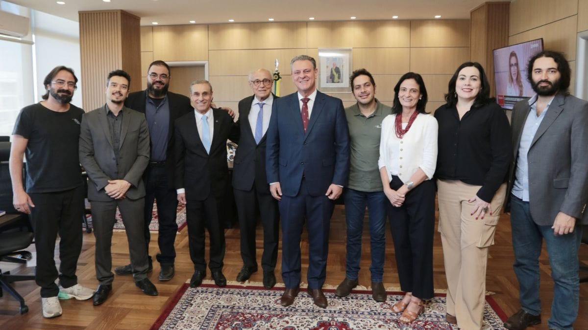 Ministro da Agricultura sinaliza apoio à regulamentação do cultivo da cannabis para uso terapêutico