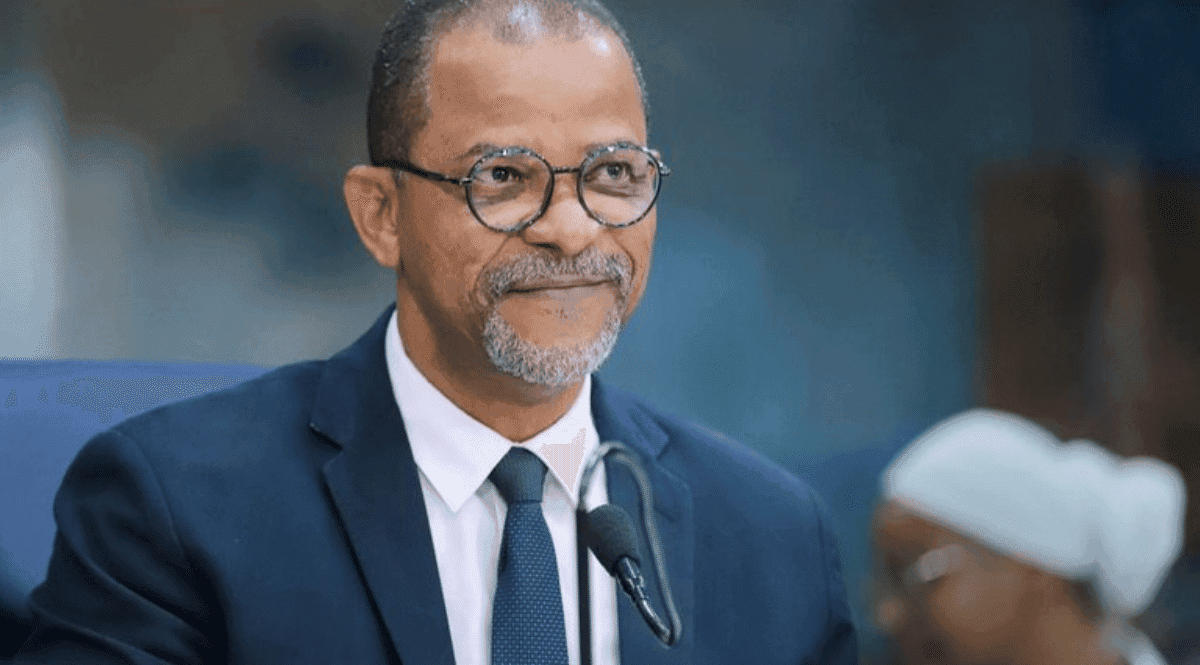 Vereador de Aracaju protocola projeto para pesquisa da cannabis para fins medicinais