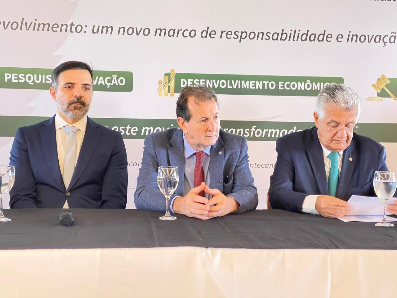 João Paulo Perfeito da Anvisa fala sobre regulação da cannabis medicinal no Brasil