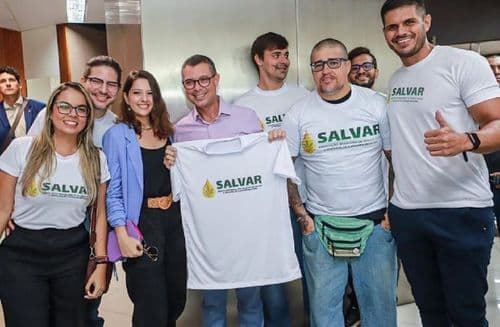 El acceso a la flor de cannabis es liberado en una decisión judicial sin precedentes