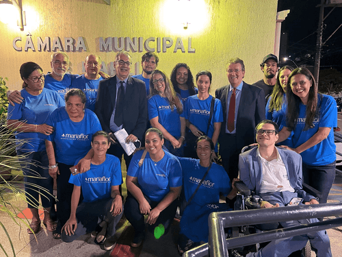 Associação Canábica Maria Flor recebe título municipal