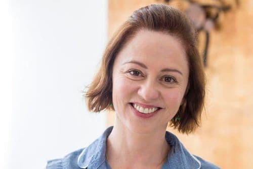 Actress Guta Stresser reveals using CBD oil to treat Multiple Sclerosis