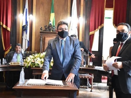 Câmara Municipal de Petrópolis aprova Projeto de Lei para distribuição de medicamentos à base de cannabis no SUS