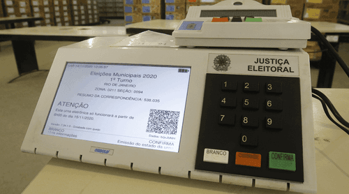 Eleições 2022: Sechat entrevista Sâmia Bomfim