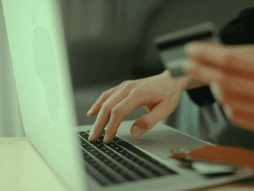 Estudo nos EUA: cada vez mais menores compram maconha online sem restrições