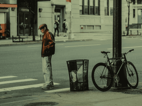 Fentanil: como nova onda de overdoses assola EUA e mata quase 300 por dia