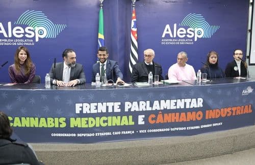 Frente Parlamentar é relançada para defender o uso medicinal e industrial da cannabis em São Paulo