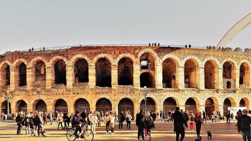 Imagem da noticia: Future of "cannabis light" in Italy: State Council refers case to EU Court