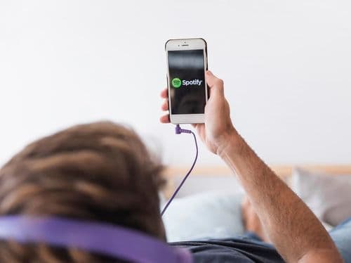 Novo horizonte: propagandas de cannabis chegam ao Spotify