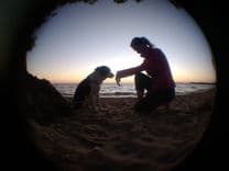 "A cannabis me deu a vida de volta", diz Carolina, que trocou a morfina pelo cultivo caseiro