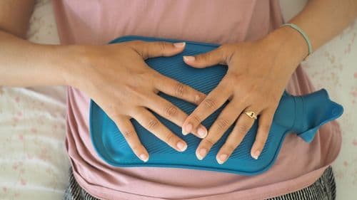 Imagem da noticia: Menstruação sem sofrimento? Cannabis ganha destaque como aliada contra dores e sintomas da TPM